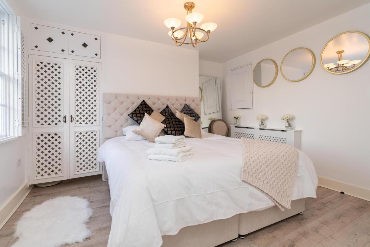 Gloucester Place Townhouse With Hot Tub! Cheltenham Eksteriør bilde